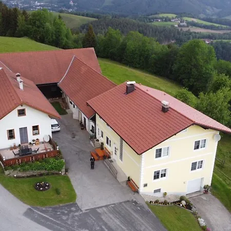 Apartamento Am Bauernhof Mit Terrasse Naehe Wexl Arena
