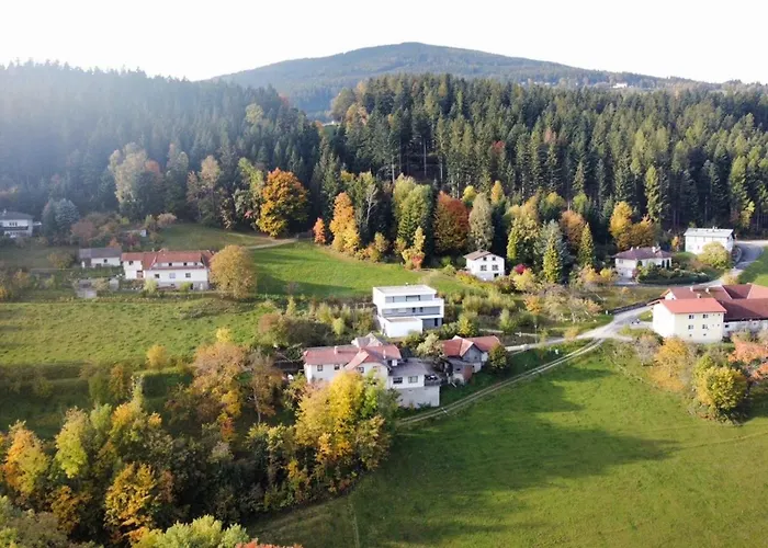 Apartmán Am Bauernhof Mit Terrasse Naehe Wexl Arena *